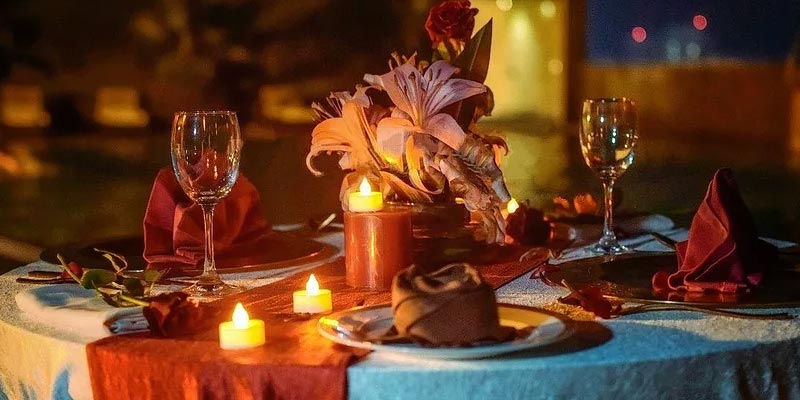 Plan a Candle Lit Dinner Surprise for your Spouse on Valentine's Day
