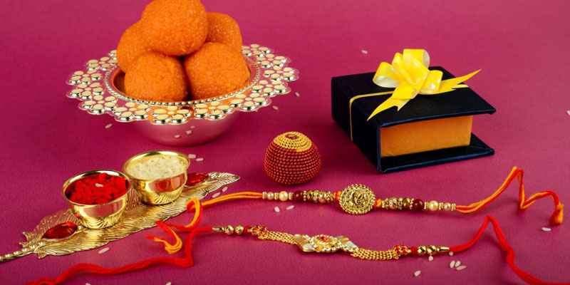 Top 10 Rakhi Gifts under Rs. 1000 