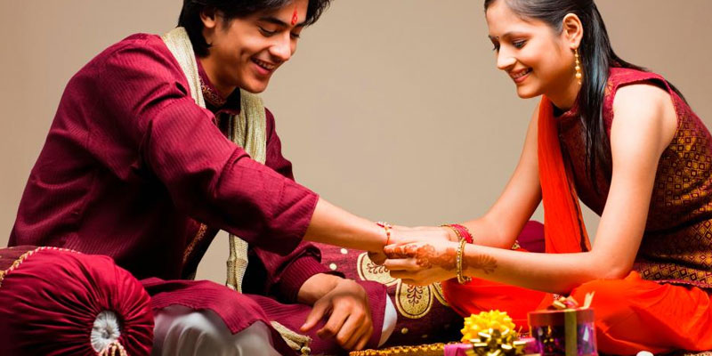 Raksha Bandhan Rituals - Sisters n Brothers should follow