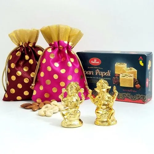 Joyous Laxmi Ganesha Set
