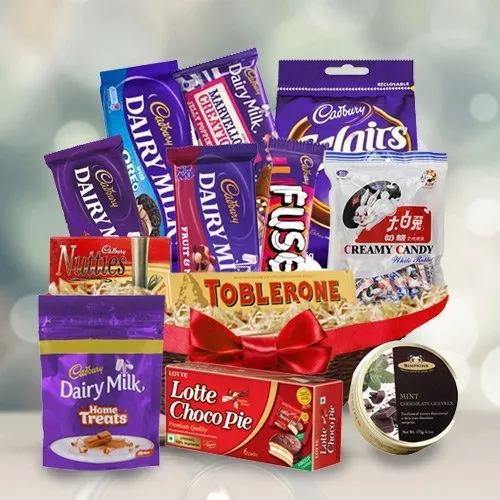 DIY chocolate gift packing। Easy chocolate gift pack making। Cadbury gift  pack | Birthday gift idea - YouTube