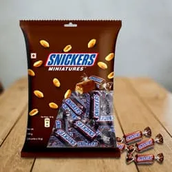 Send Snickers Chocolates Gift Pack
