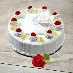 Gift Eggless Vanilla Cake with Single Rose