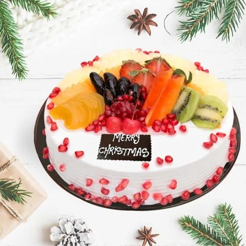 Yummy Fresh Fruits Cake	