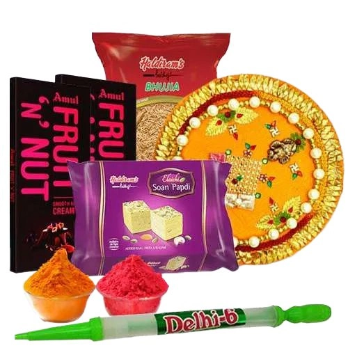 Amazing Holi Celebration Gift Hamper with Gulal n Pitchkari