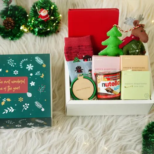 Cheerful Christmas Treats Box