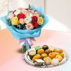 Mixed Roses with Assorted Sweets Online Mixed Roses with Assorted Sweets Online