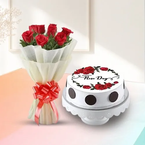 Scrumptious Personalized Rose Day Cake with Red Rose Bouquet