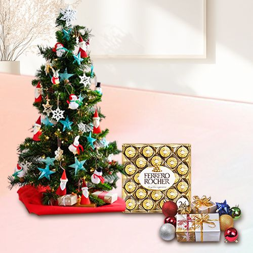 Ecstatic Tripling of Ferrero Rocher with Christmas Tree N Decoration