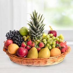 Delectable Fresh Fruits Basket