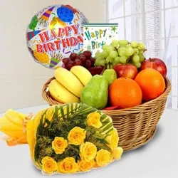 Delightful Fresh Fruits Basket with Yellow Rose Bouquet