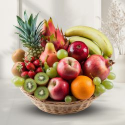 Freshly-Harvested Fresh Fruits Basket