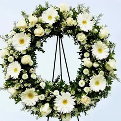 Buy online Mixed Flowers Wreath