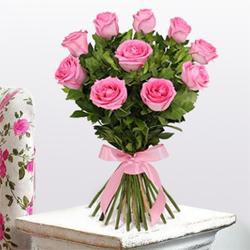 Delightful Pink Roses Bouquet Delightful Pink Roses Bouquet