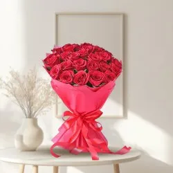 Send Love Bouquet of Fresh Roses Online