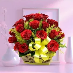 Book Online Red Roses Basket