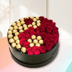 Beautiful Luxury Box of Red Roses n Ferrero Rocher