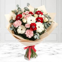 Buy Bouquet of Carnations N Gerberas with Roses Online
