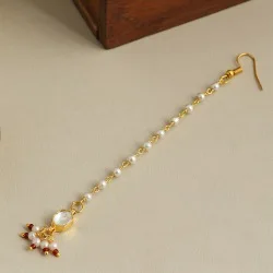 Serene Minimalist Maang Tikka