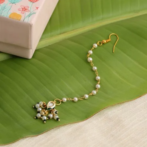 Serenity Pearl Maang Tikka