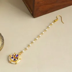 Chic Minimalist Pearl Tikka