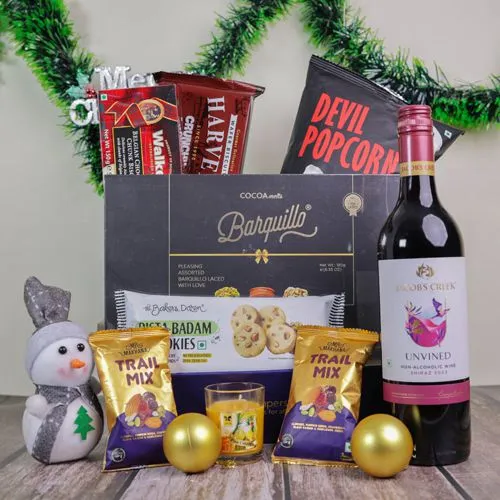 Festive Indulgence Holiday Hamper
