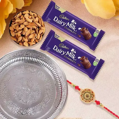 Designer Rakhi with Almonds & Chocolates Combo