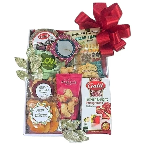 Delectable Nuts N Treats Hamper