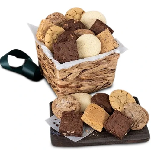 Tempting Goodness to Go Basket